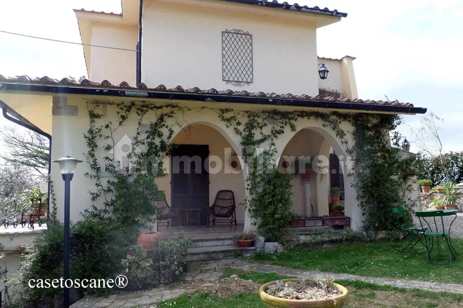 Villa in vendita a Lucignano