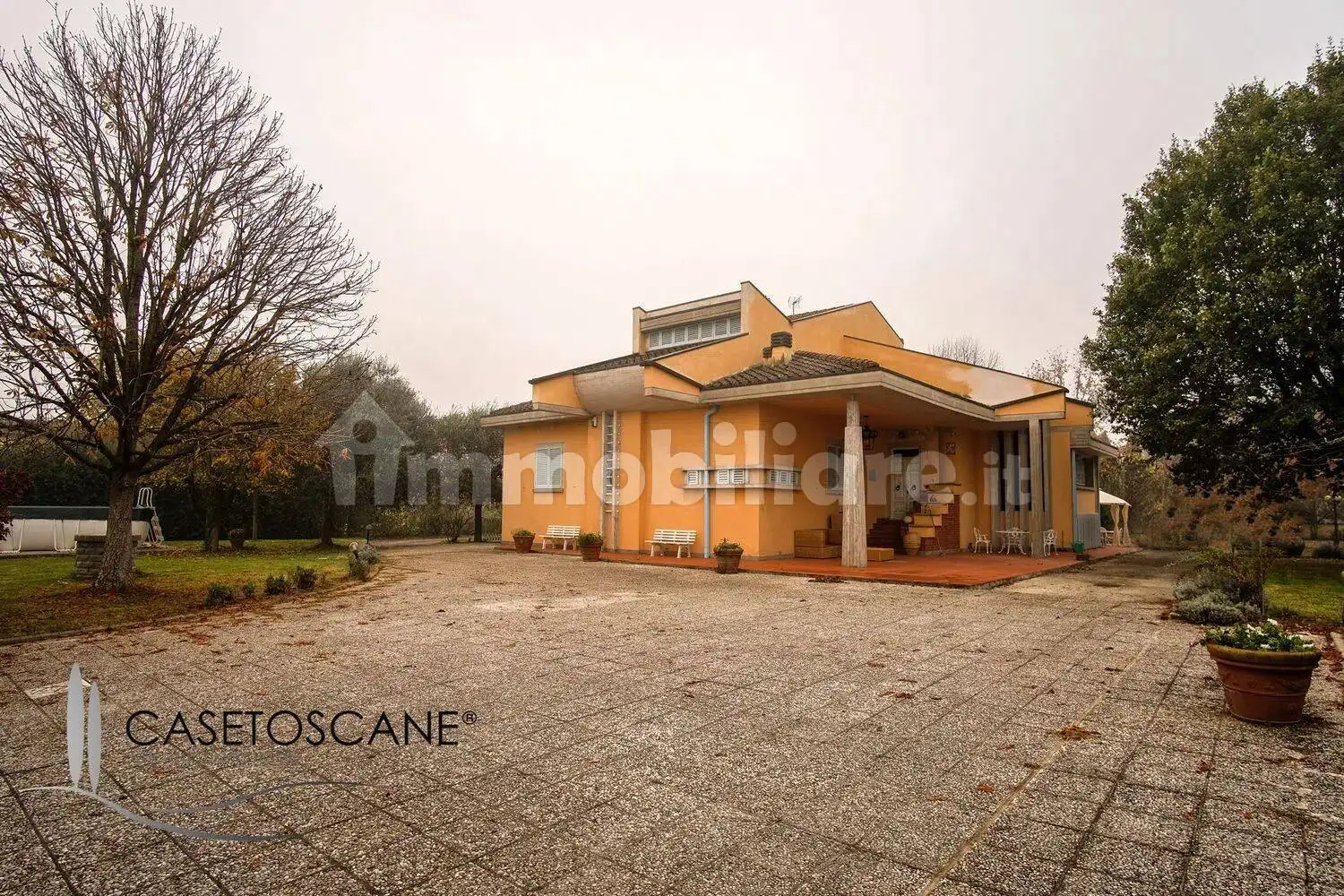 Villa in vendita a Arezzo