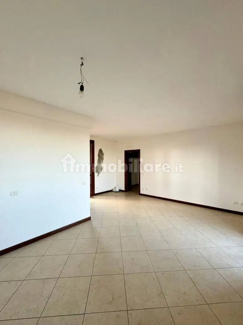 Trilocale via Dario Guerzoni 5, Centro, Cavezzo - foto 3