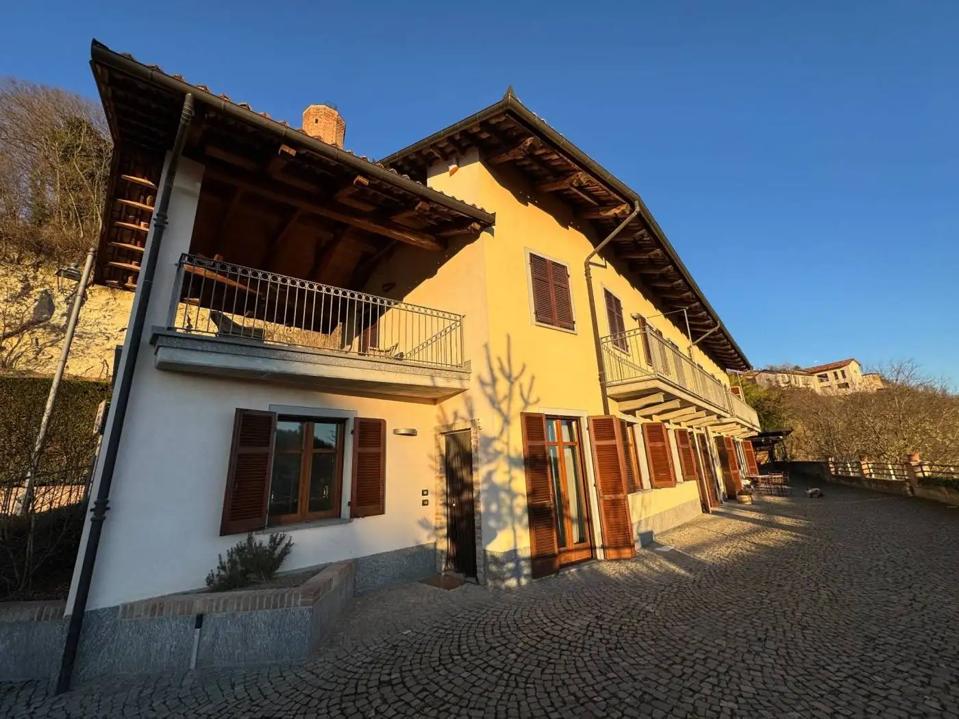 Villa in affitto a Corneliano d'Alba