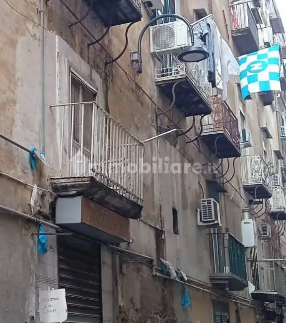 Appartamento in vendita a Napoli