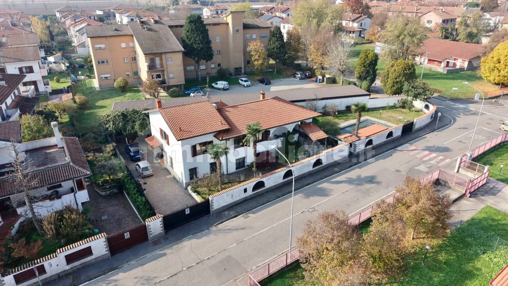 Villa in vendita a Vermezzo con Zelo