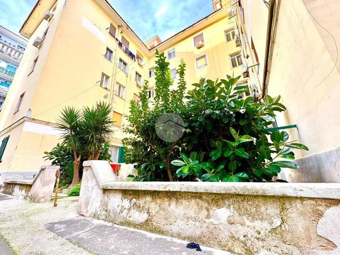 Appartamento in vendita a Napoli