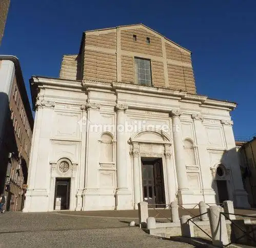 Appartamento in vendita a Ancona