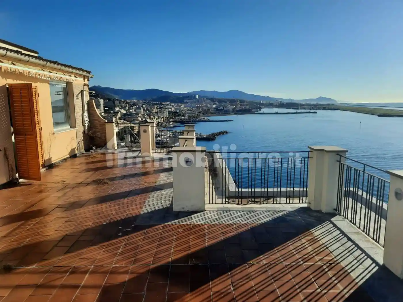Attico - Mansarda in vendita a Genova