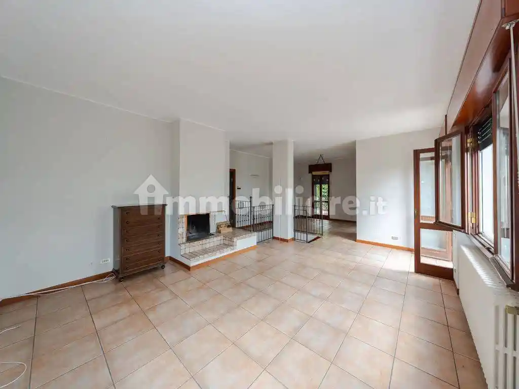 Villa unifamiliare via Garibaldi , 29, Centro, Sirtori - foto 2