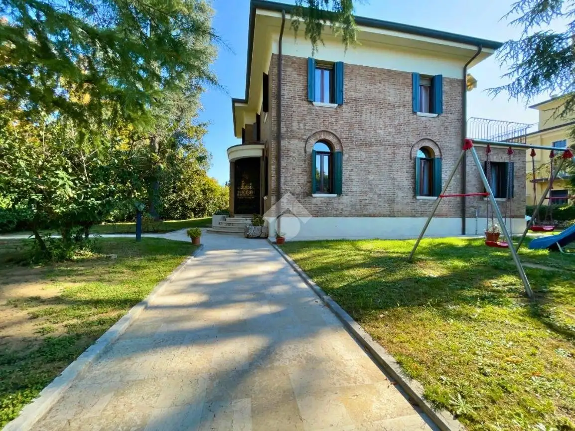 Villa in vendita a Treviso