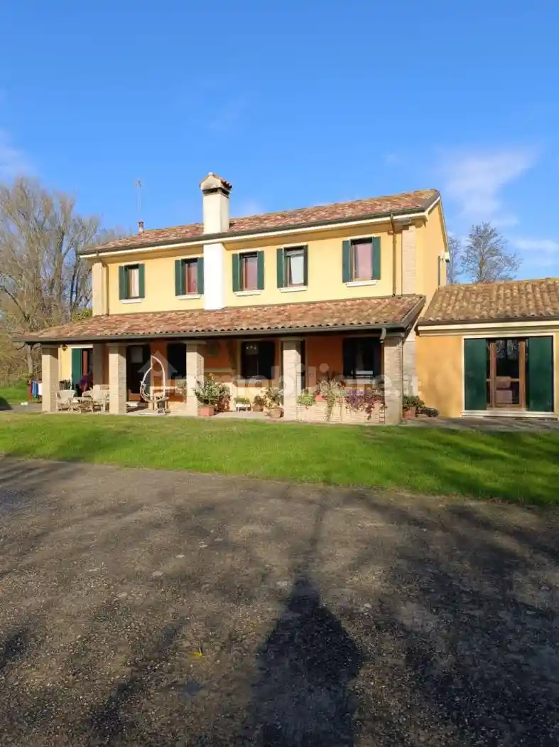 Villa in vendita a Adria