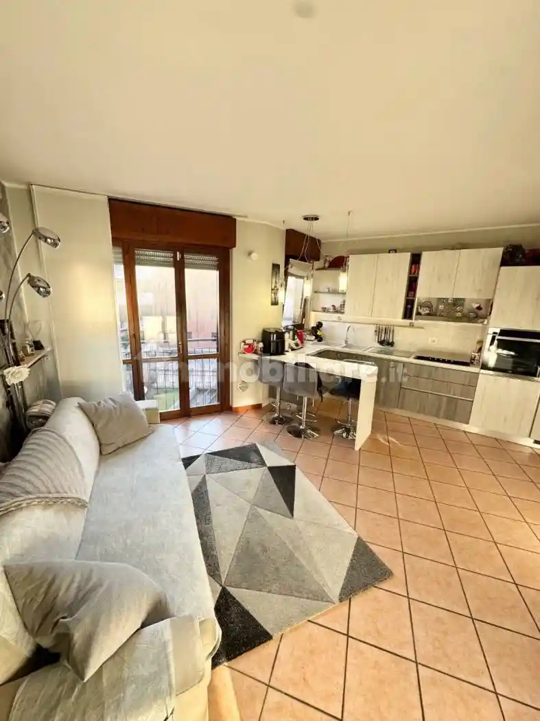 Trilocale via Eugenio Montale, Lucernate, Rho - foto 2