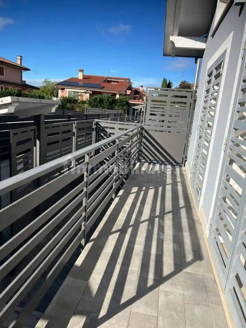 Villa plurifamiliare via Mercurio, Parco Azzurro, Guidonia Montecelio - foto 2