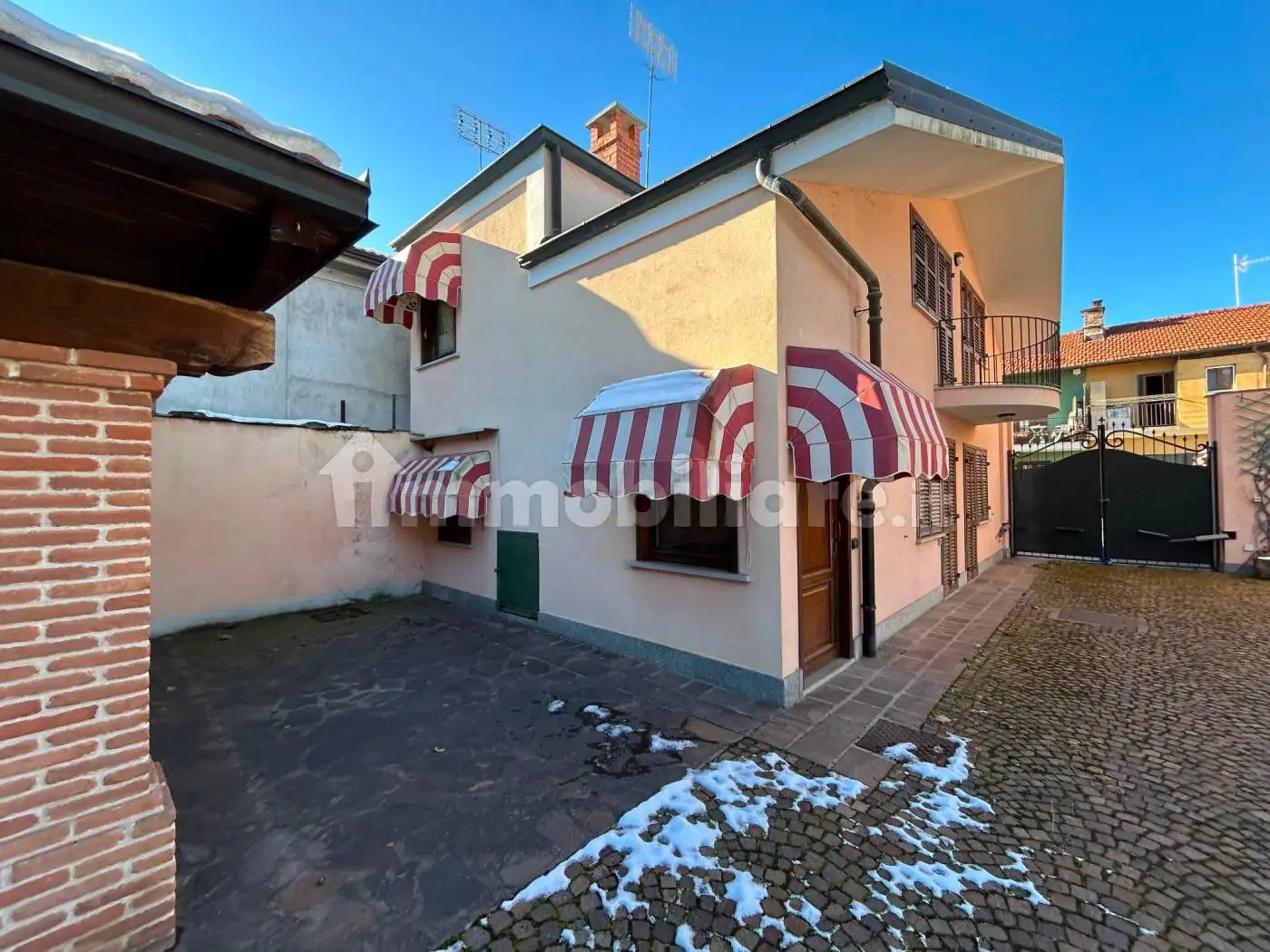 Villa in vendita a Cuneo