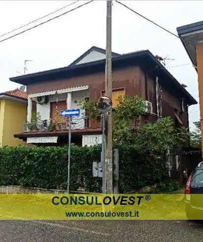 Villa in vendita a Cesano Maderno