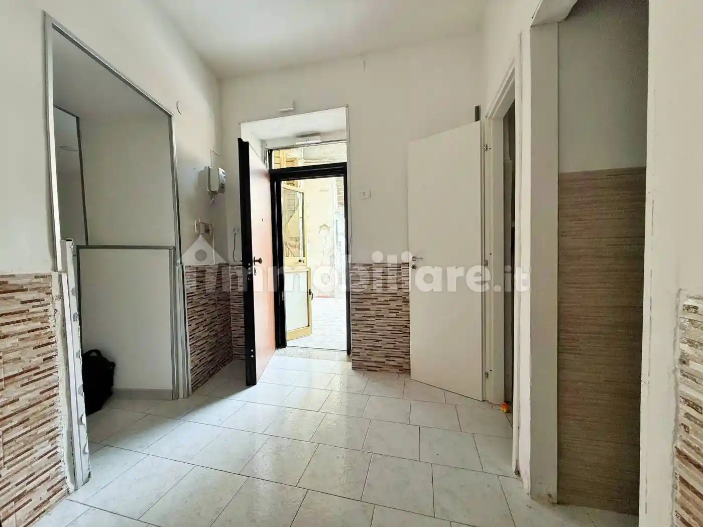 Bilocale via Taverna del Ferro 69, San Giovanni a Teduccio, Napoli - foto 4