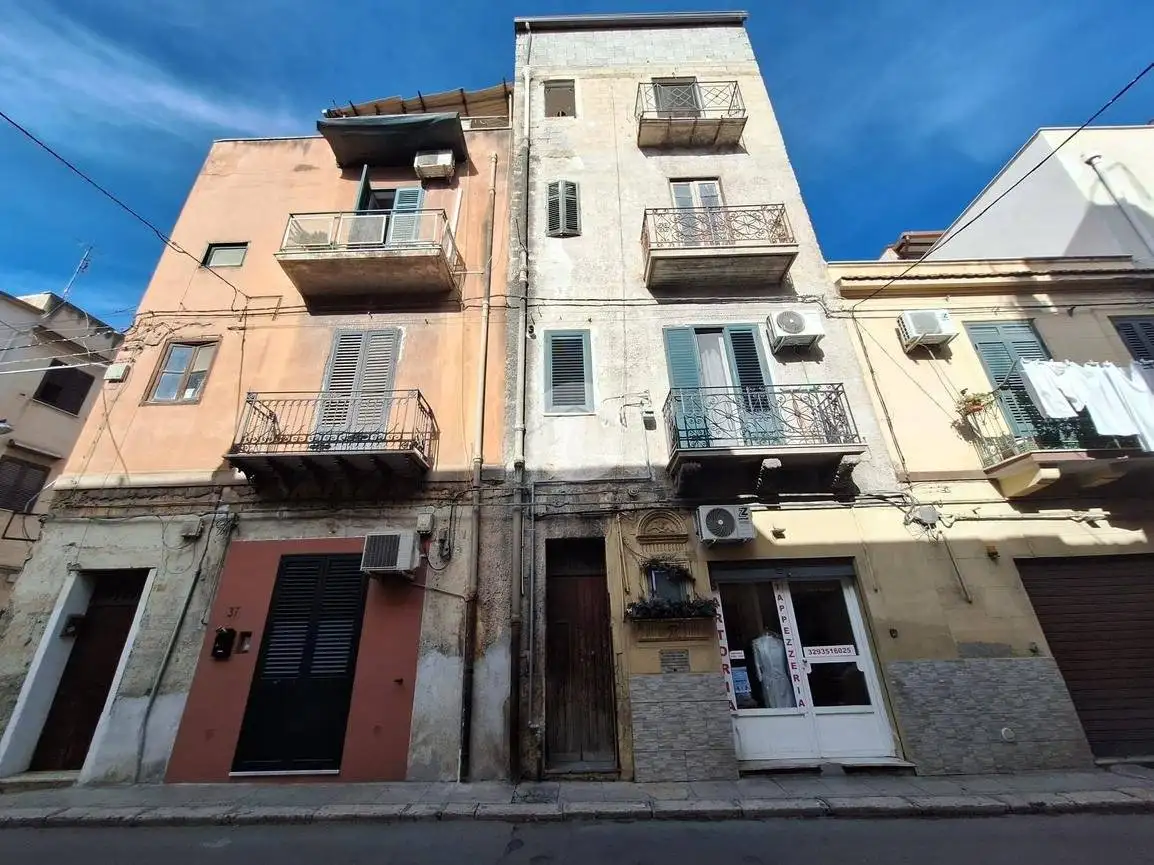 Appartamento in vendita a Palermo