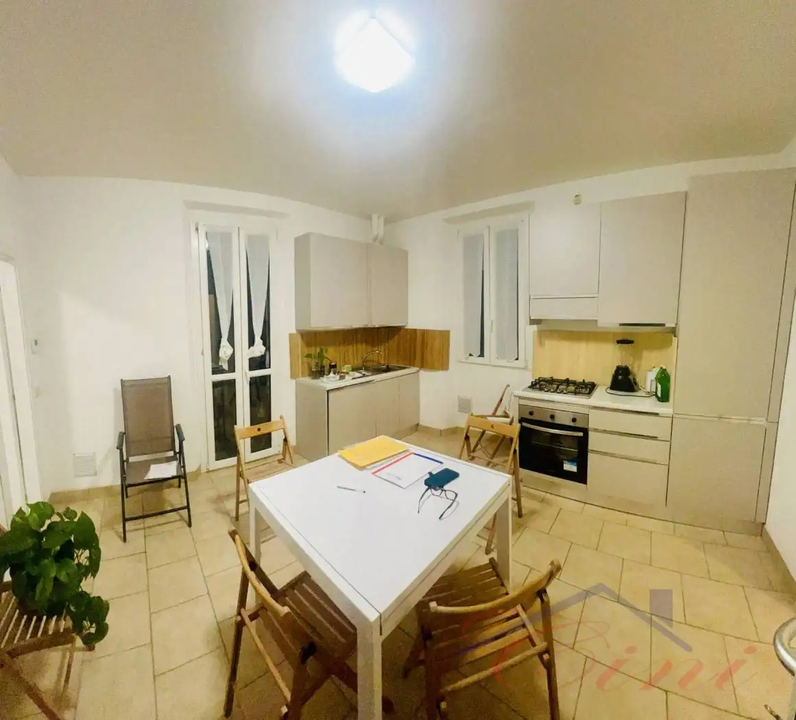 Villa in vendita a Mandello del Lario