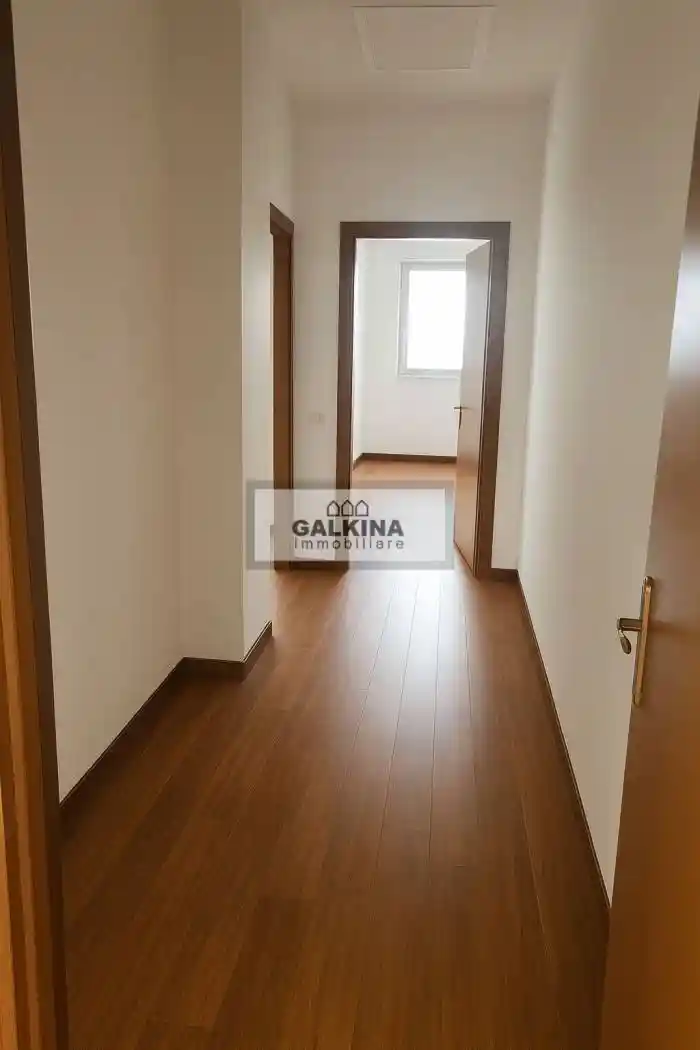 Quadrilocale ottimo stato, sesto piano, Certosa, Milano - foto 2