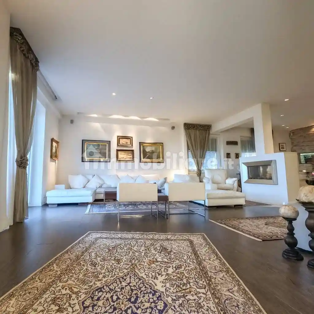 Attico - Mansarda in vendita a Genova