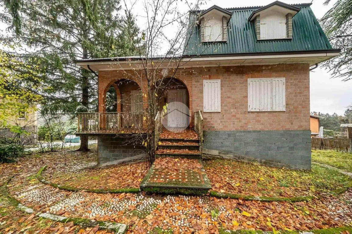 Villa in vendita a Langhirano