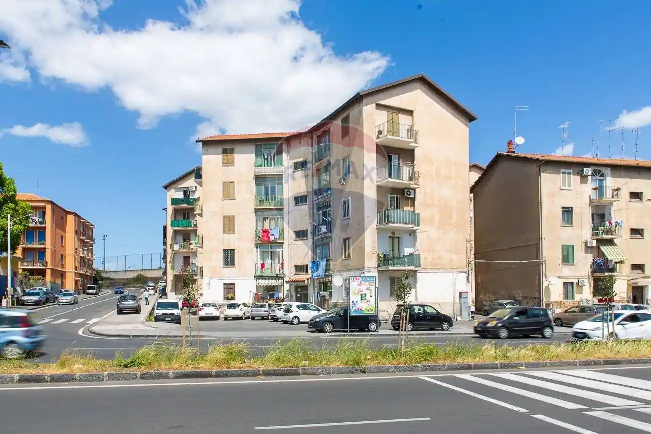 Quadrilocale via Filippo Eredia 2, Garibaldi - Nesima, Catania - foto 4