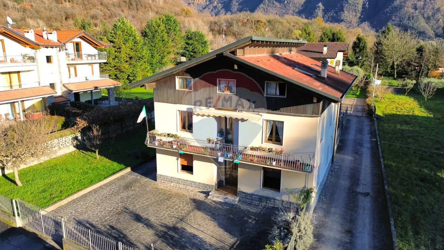 Casa indipendente in vendita a Darfo Boario Terme