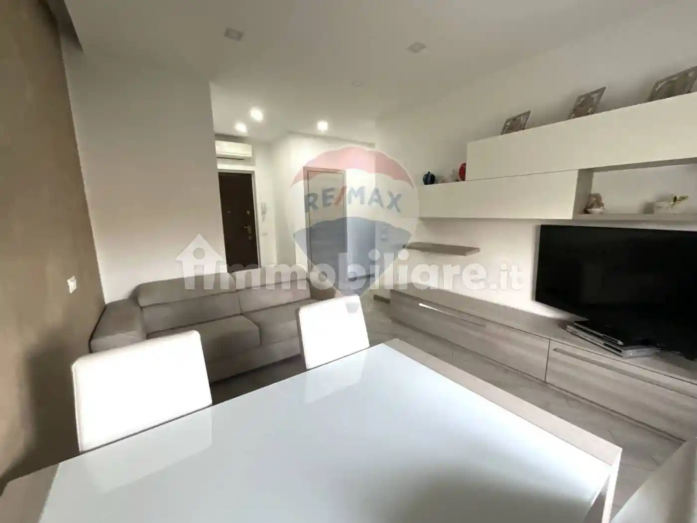 Bilocale via Cinque Maggio 23/27, Quarto Oggiaro, Milano - foto 3