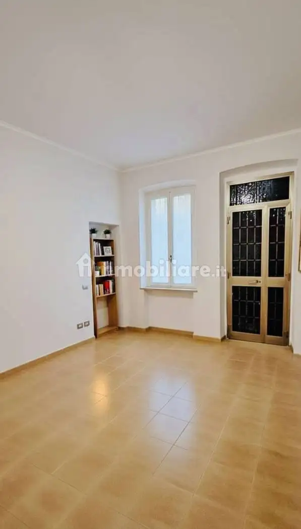 Trilocale ottimo stato, primo piano, Centro Storico, Voghera - foto 3