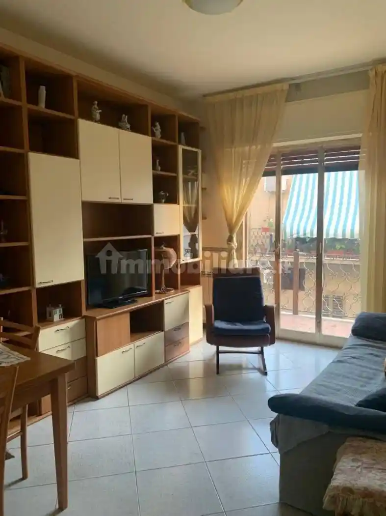 Quadrilocale corso Vittorio Veneto 118, Camastra - foto 3