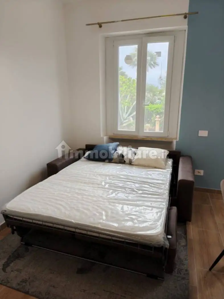 Bilocale via Regina Elena 24, Centro, Ladispoli - foto 5