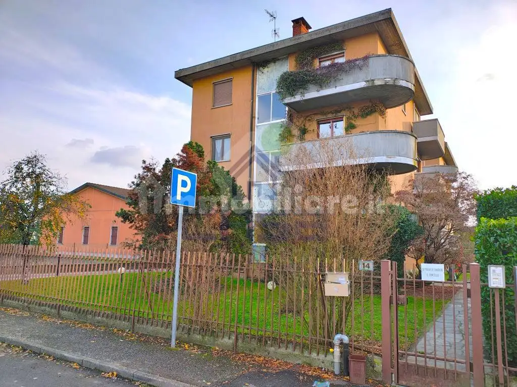 Quadrilocale viale donna anna d'este, 14, Centro, Belgioioso - foto 2