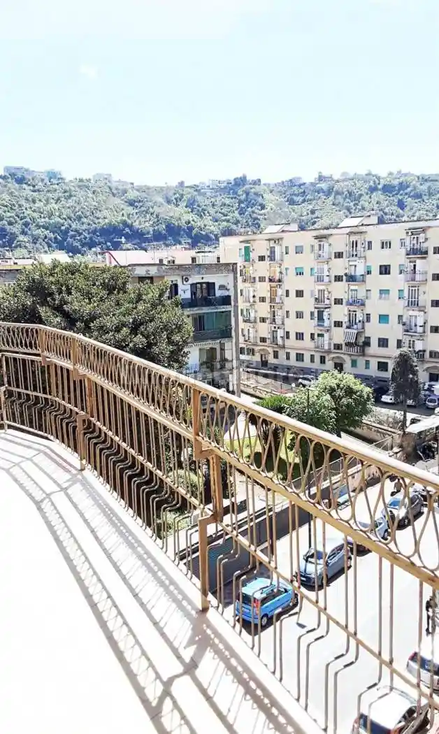 Quadrilocale via Cavalleggeri  26, Fuorigrotta, Napoli - foto 2