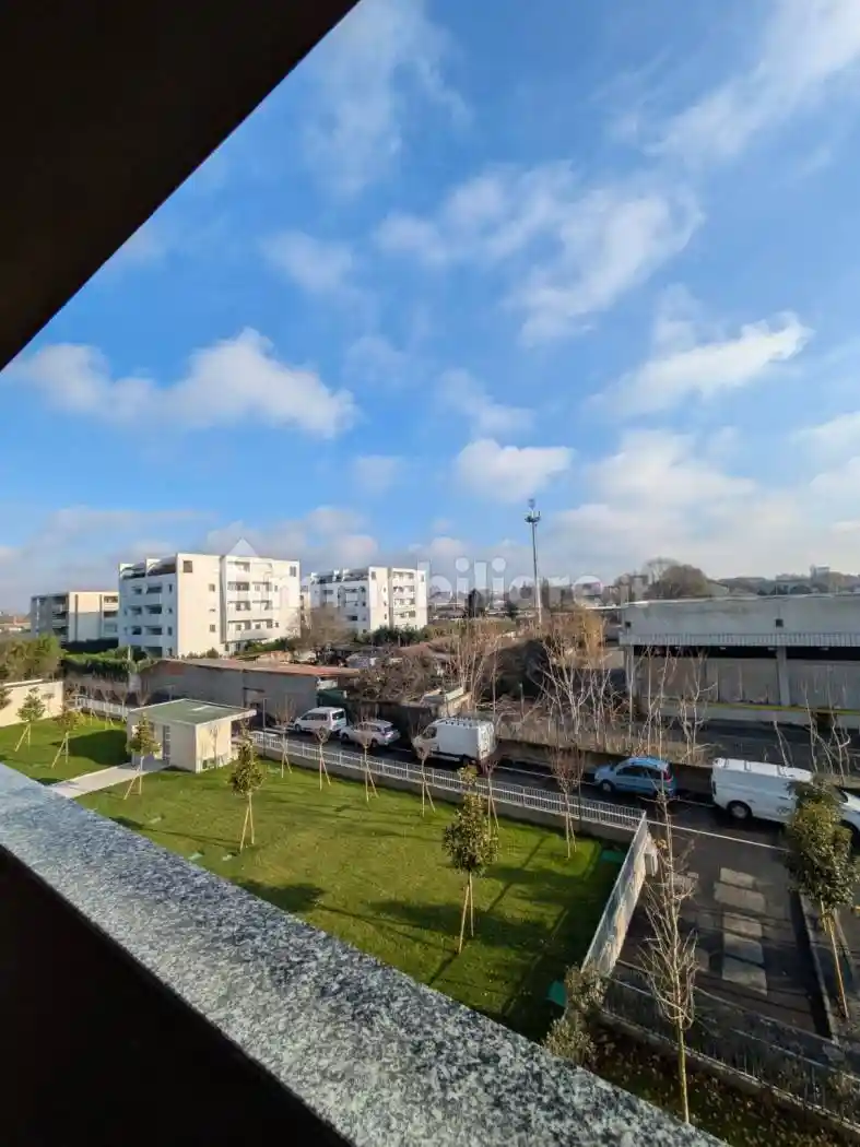 Trilocale via Alessandro Litta Modignani 112d, Comasina, Milano - foto 3