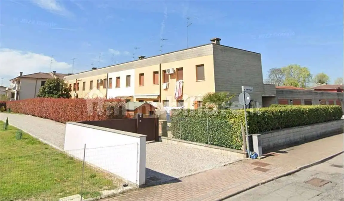 Villetta a schiera in asta a Pegognaga