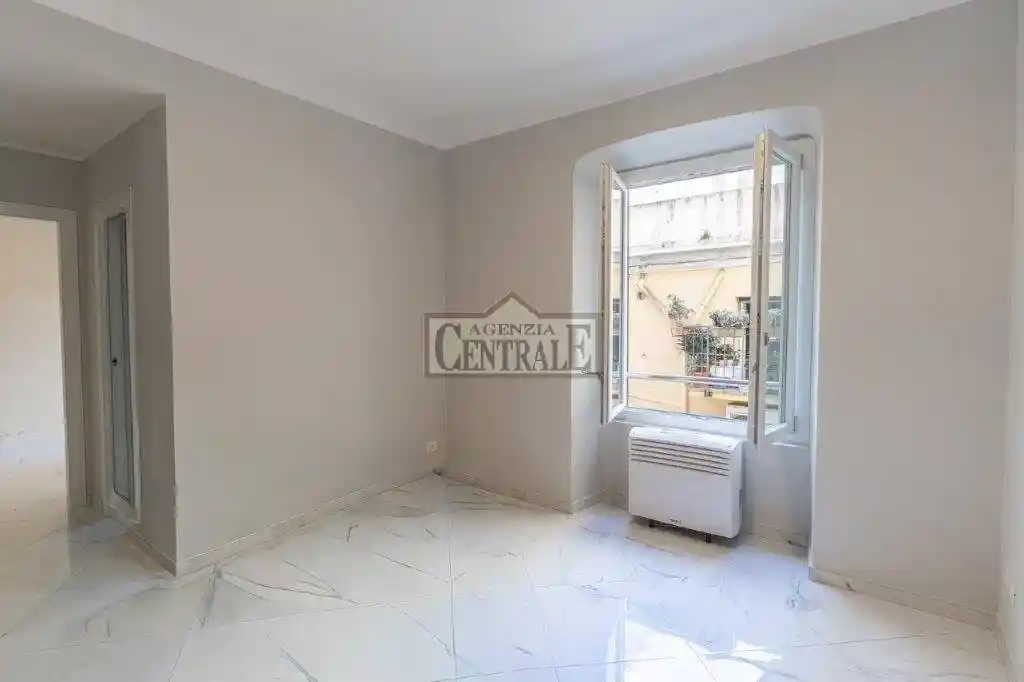 Bilocale ottimo stato, primo piano, Teatro Ariston, Sanremo - foto 5