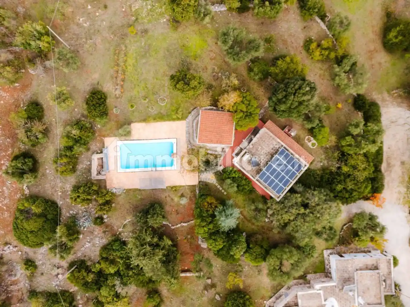 Trullo Contrada Pascarosa, Campanile, Fumarola, Cavalleriza, Ostuni - foto 3
