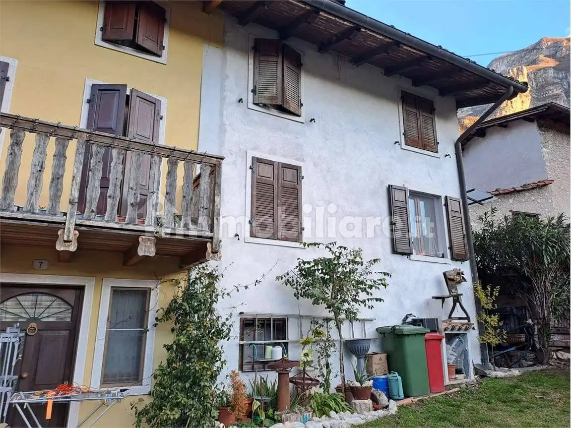 Trilocale buono stato, piano rialzato, Borghetto, Avio - foto 2