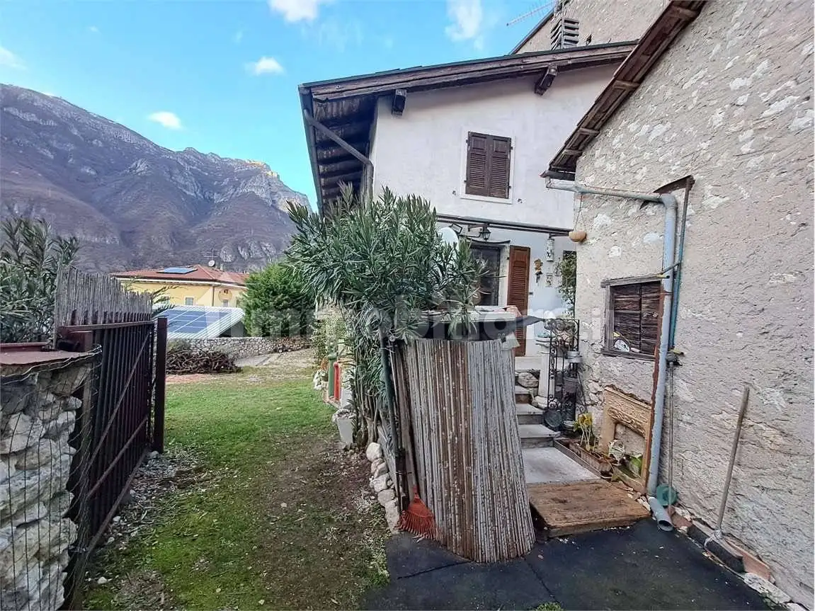 Trilocale buono stato, piano rialzato, Borghetto, Avio - foto 3