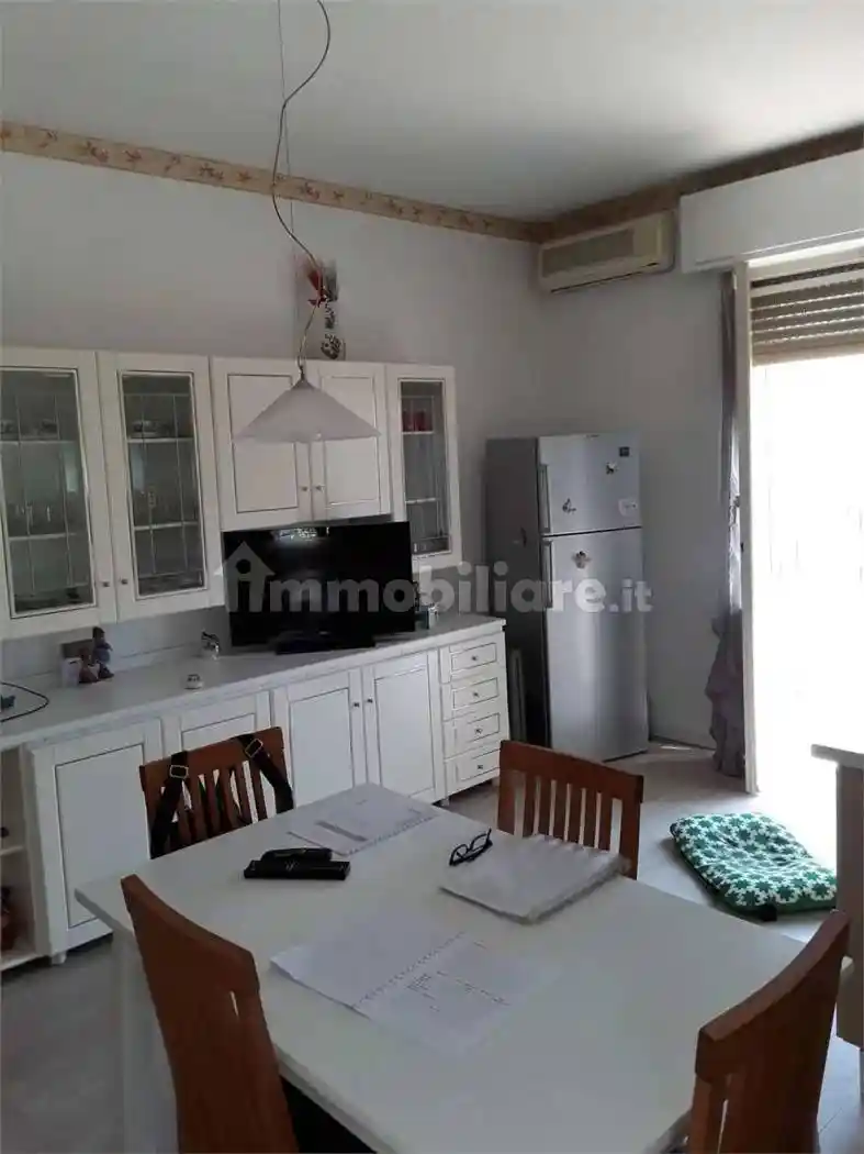 Trilocale buono stato, primo piano, Viale del Lavoro, Jesi - foto 2