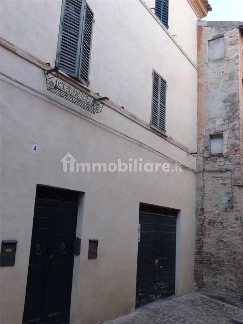 Appartamento in vendita a Jesi