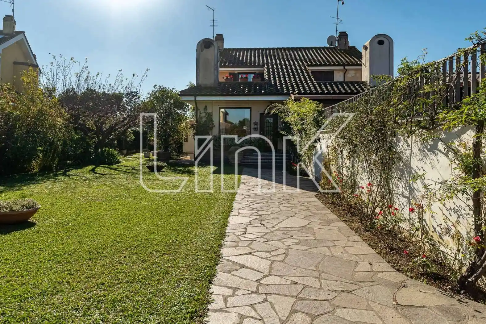 Villa in vendita a Ardea