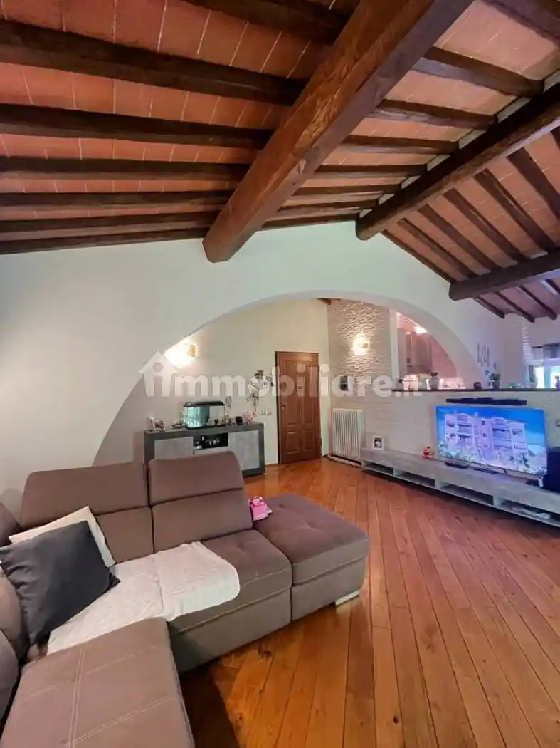 Quadrilocale ottimo stato, secondo piano, San Cipriano S.Barbara Centinal, Cavriglia - foto 2