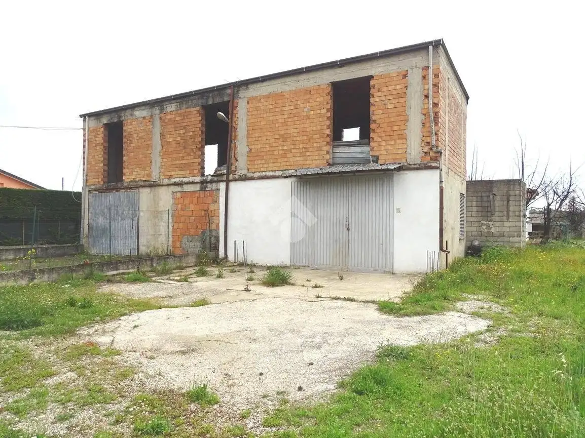 Rustico via Sant'Agata D'esaro, Centro, Castrovillari - foto 4