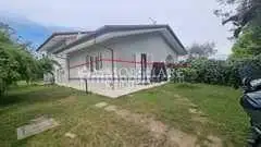 Casa indipendente in vendita a Massa