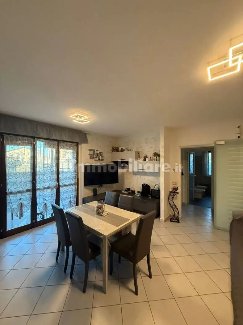 Appartamento in vendita a Trecate