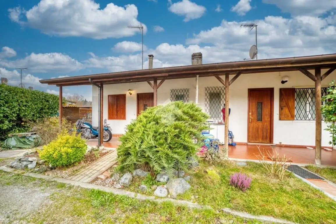 Casa indipendente in vendita a Rosta