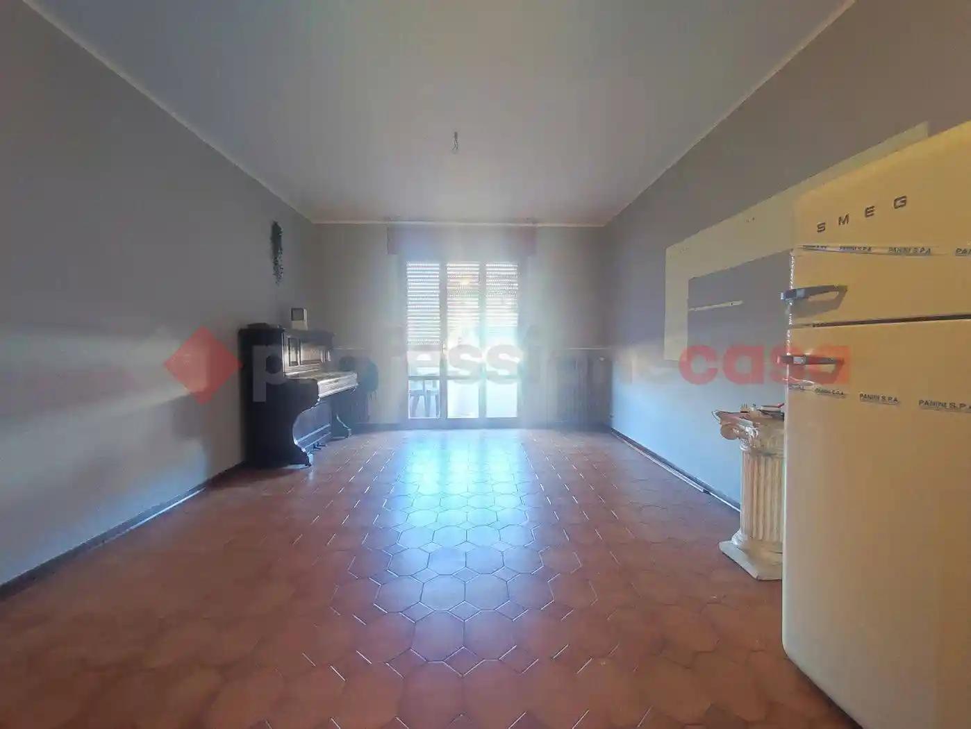 Appartamento via Guido Fassi, 11, Centro Storico, Carpi - foto 2