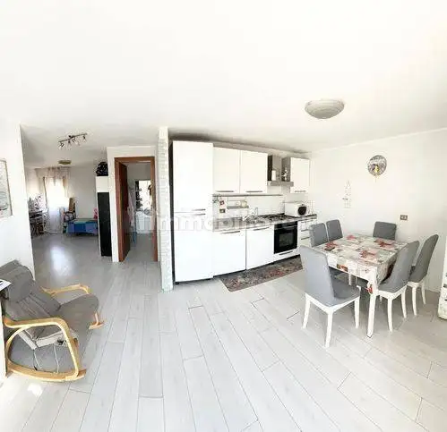 Appartamento in vendita a Civitavecchia