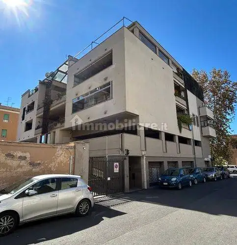 Appartamento in vendita a Civitavecchia