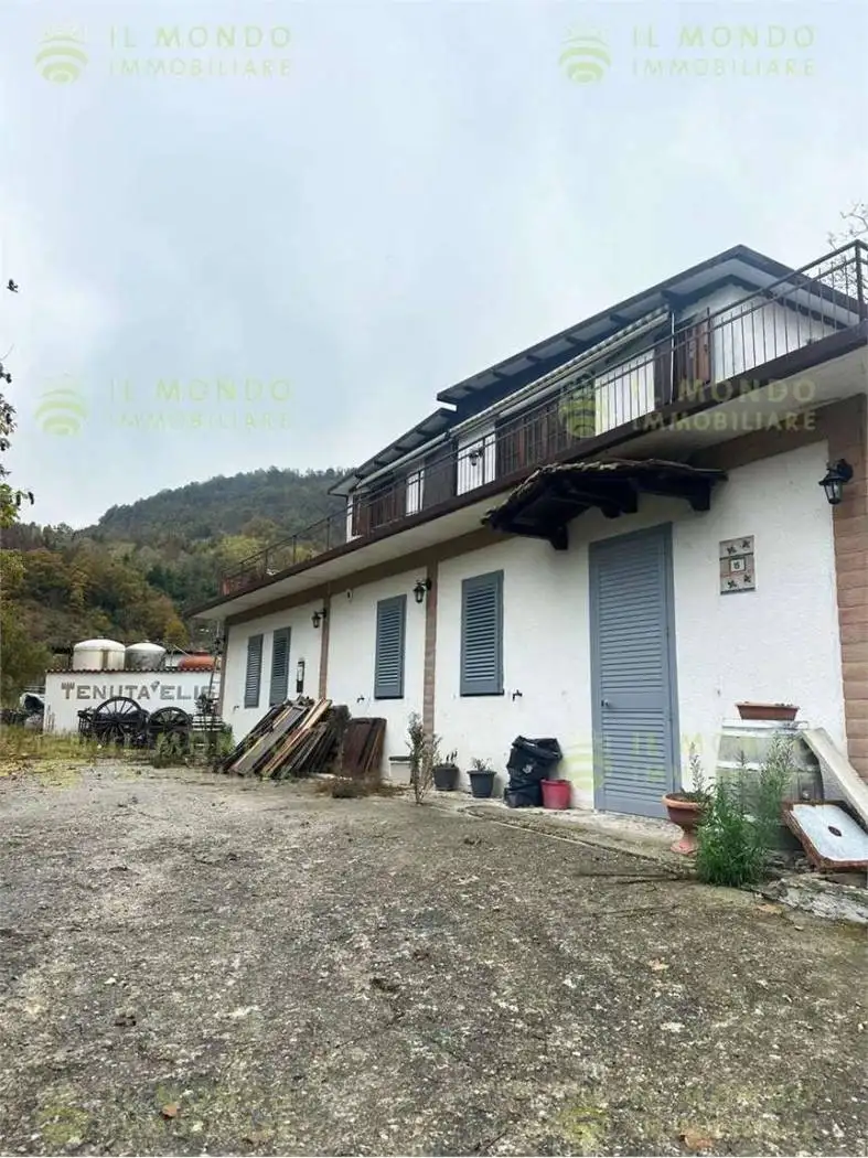 Rustico - Casale in vendita a Borgo Priolo