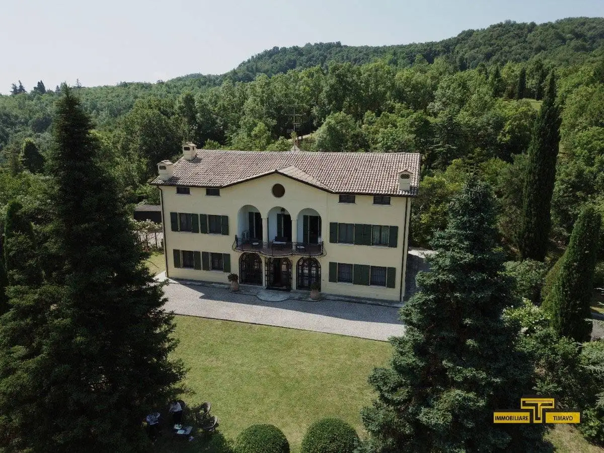 Villa in vendita a Quattro Castella