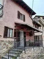 Casa indipendente in asta a Borgo Priolo